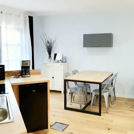 Apartment Logement Lumineux Et Cosy De 39m2 Au Centre De Vannes